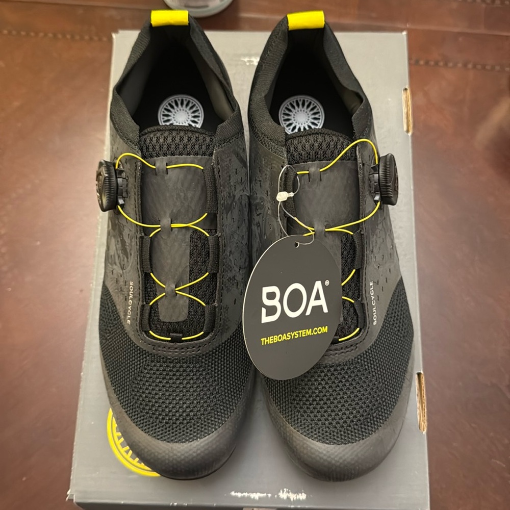 Soul Cycle Brand New Cycling Shoes Size 8 w Box